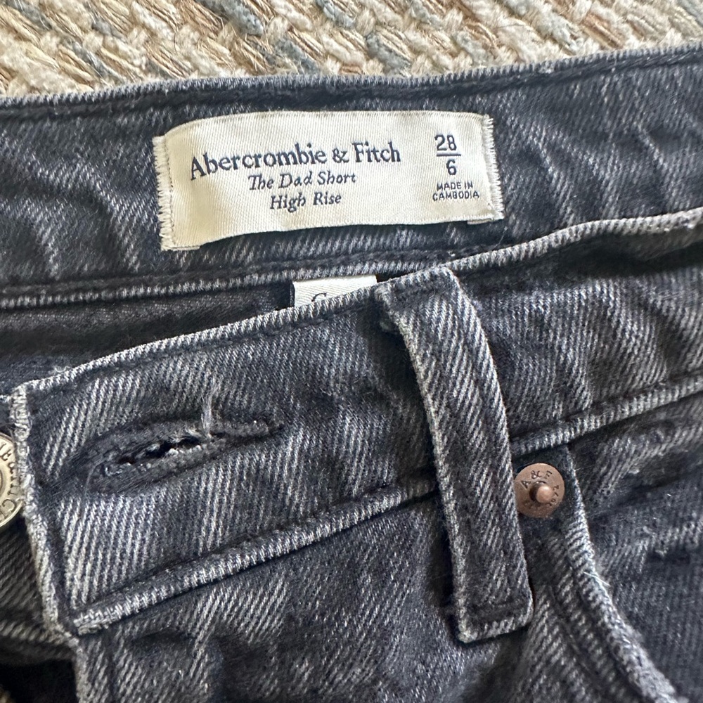 Abercrombie & Fitch High Rise Dad Shorts